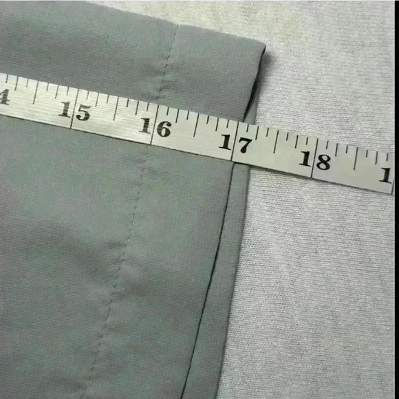 Realtree Fishing Short Sleeve Gray Button Up Mens Size Medium - Picture 7 of 13